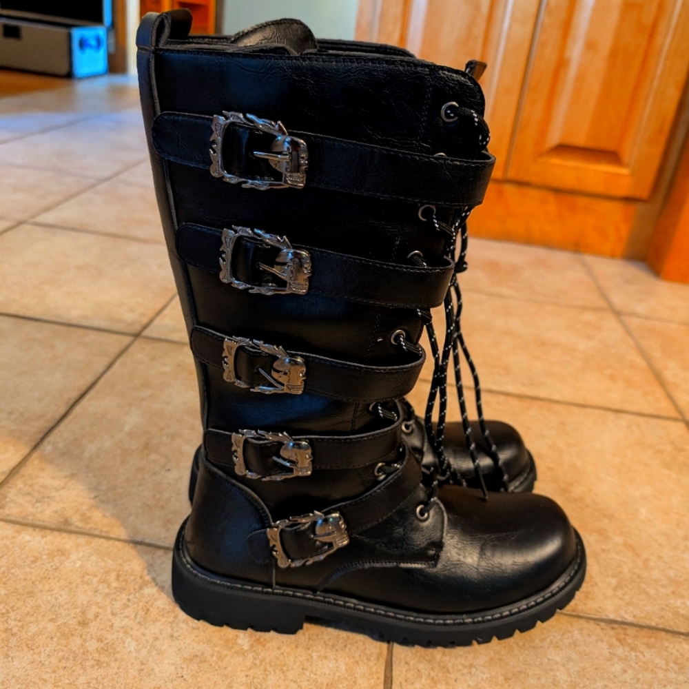 Motorcycle boots